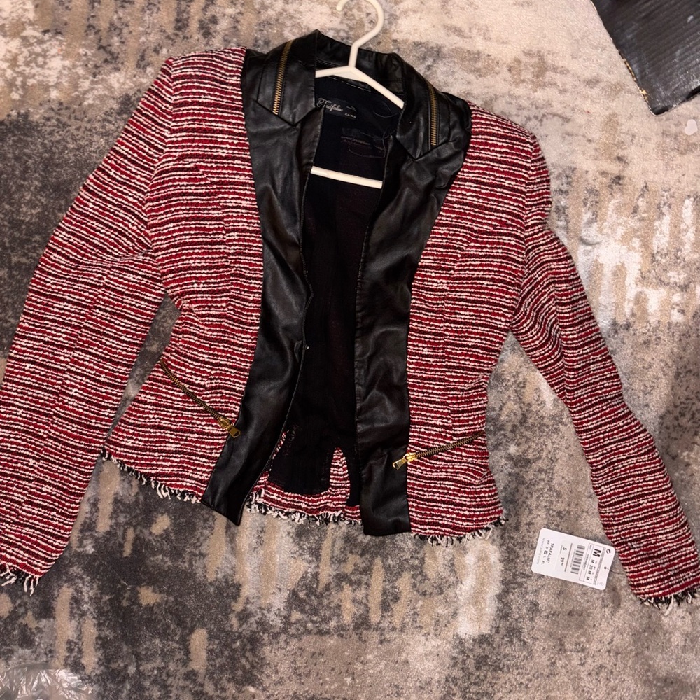 Zara Women's Red and Black Tweed Blazer